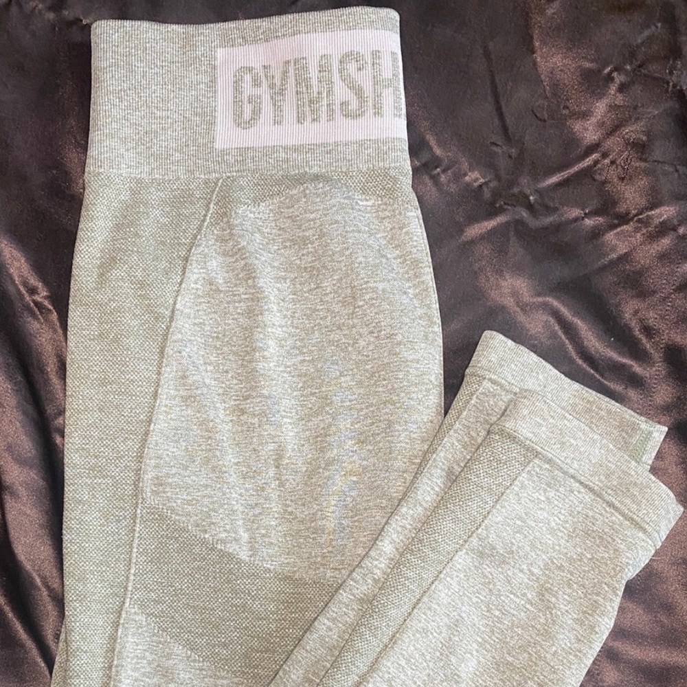 Gymshark Flex Leggings in Khaki